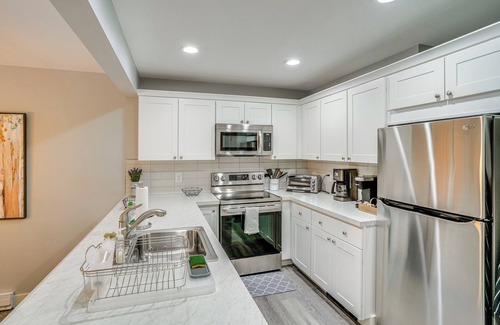 Hancock Condo | Walk to Ski Slopes: Jiminy Peak Resort Getaway!
