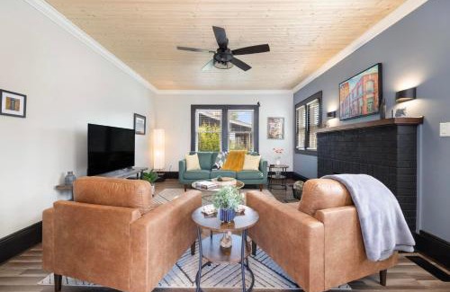 Bristol House | Walk to State Street - Remodeled Home