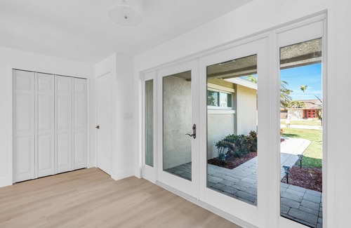West Rocks House | WALK TO THE BEACH! 3 Bedroom Home! Renovated 2024!