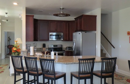 Fort Walton Beach - Destin House | WALK to the BEACH! 5 bd. 3.5 bath by main pool.