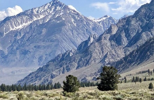 Mammoth Lakes Condo | Walk To The Ski Slope