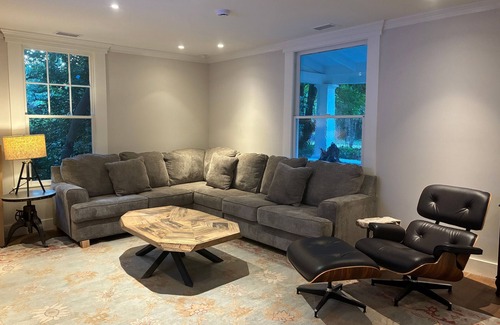 Athens House | Walk to the Stadium: Herty House (Upper Level)