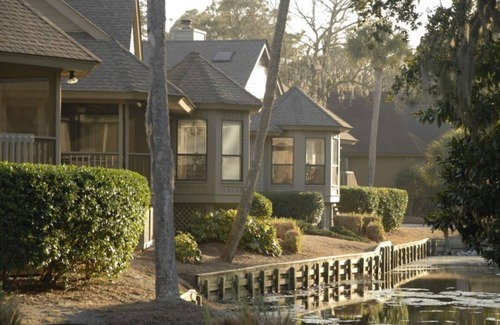 North Forest Beach Cottage | WALK TO THE BEACH! 3 Bedroom Cottage at Port O' Call in HHI'S LUXURY RESORT