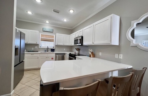 Cape San Blas House | Walk to tradin post!North cape, private pool, awesome patio & steps to beach!