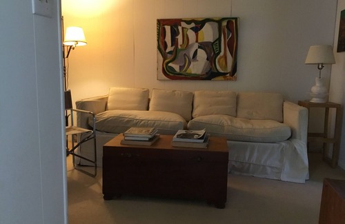 East Hampton North Cottage | Walk to village, private