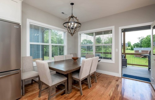 Brevard House | Walkable Downtown 5BR - Hot Tub + Resort Access