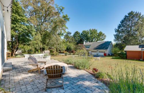 Charles Town House | Walkable Location Historic Home in Charles Town!