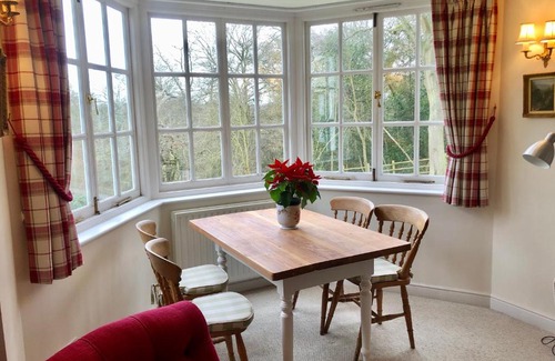 Rotherfield Greys Apartment | Walkers Countryside Retreat
