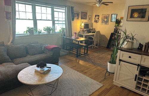 Saratoga Springs Apartment | Walking distance to downtown and the track! chic one bedroom in Saratoga Springs