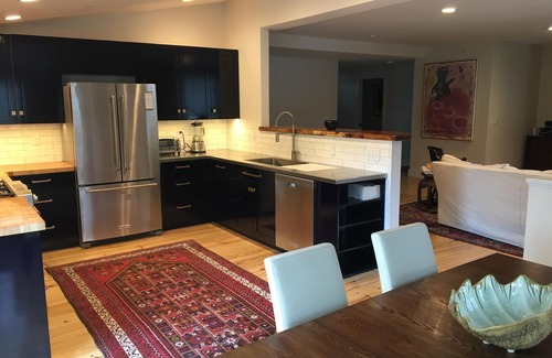 Boothbay Harbor Condo | Walking Distance To Shops, Restaurants And Footbridge