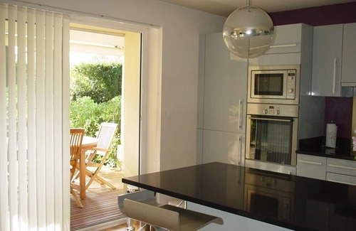 Anglet Apartment | Walking distance to beaches, Surf, Golf, T3 RDC terrace, private garden