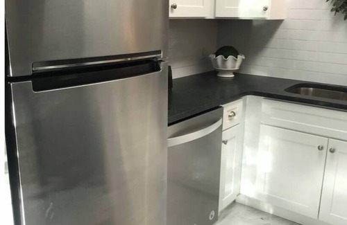 Franklin Apartment | Walking distance to Downtown Franklin-Stylish