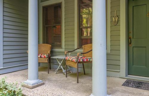 Fennville House | Walking distance to Lake Michigan! Cozy Cottage