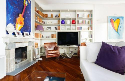 Centro Storico Apartment | Walking to the Duomo from a Luxury Penthouse