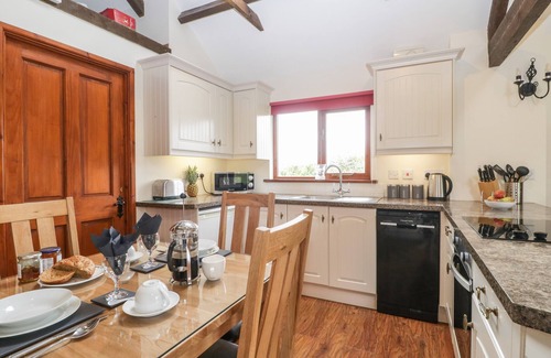 Watchet Cottage | WALNUT COTTAGE, pet friendly, luxury holiday cottage in Washford