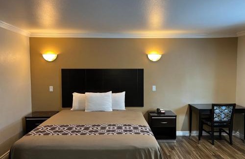 Walnut Valley Hotel | Walnut Inn & Suites West Covina