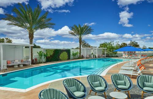 Bay Lake Resort | Walt Disney World Swan Reserve