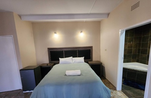 Rustenburg House | WAMPEX GUEST HOUSE RUSTENBURG