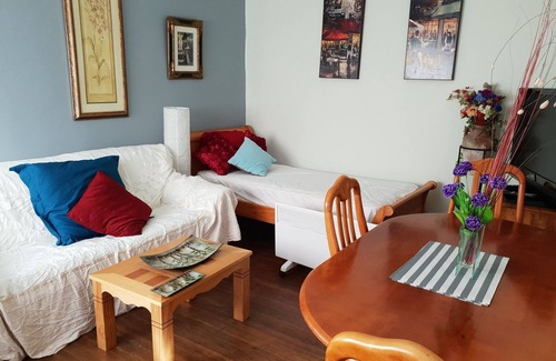 Cronulla Apartment | Wanda Beach and Cronulla Golf Course - 5 min walk - Quiet street