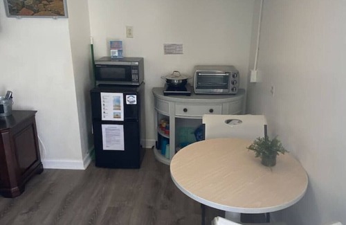 Carolina Beach Condo | "Wanda's suite 2: Downtown and next to the SEA!