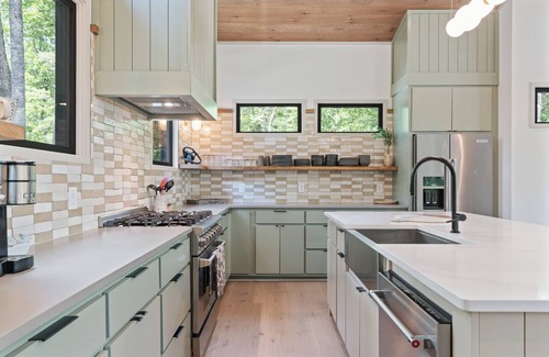 Ellijay House | Wander Ellijay Falls