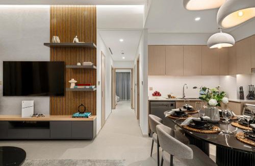 Downtown Dubai Apartment | Wanderhaus- Elegant 2BR Apartment Downtown Dubai