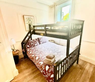 Wandsworth Apartment | Wandsworth Guest Studio 64