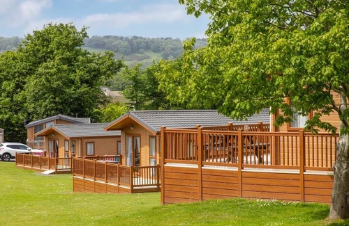 Dawlish RV Rental | Want to camp but desperately need the home comforts.