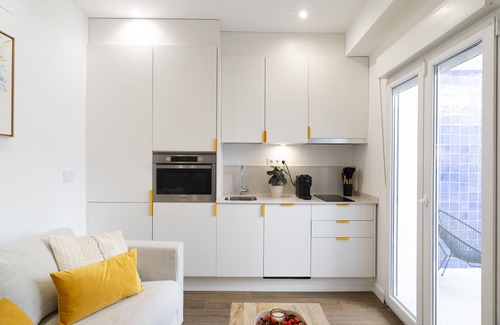 San Diego Apartment | Waou New Numantia II