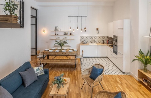 Embajadores Apartment | Waou Sol V - Alquiler de Corta Duración
