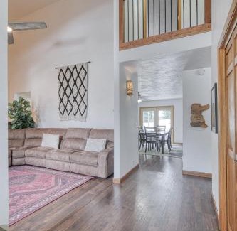 Island Park House | Wapiti View 6-Bedroom Cabin 28mins to Yellowstone
