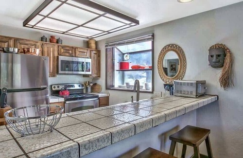 Olympic Valley Condo | Warm & Cozy Squaw Valley Condo close to Ski Resort