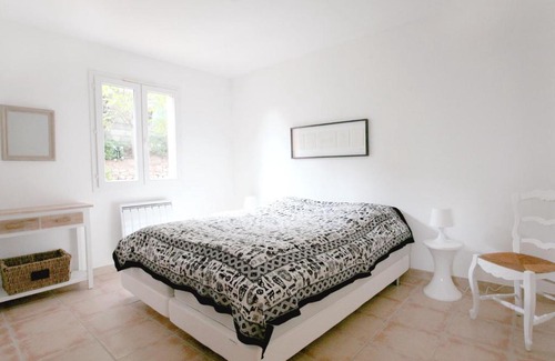 Montfort-sur-Argens House | Warm Holiday Home in Montfort sur Argens with Private Pool