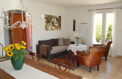 Montfort-sur-Argens House | Warm Holiday Home in Montfort sur Argens with Private Pool