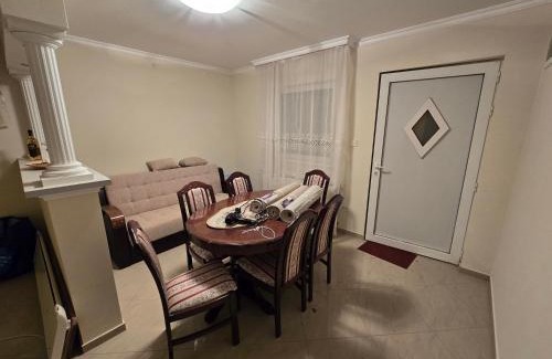 Vozdovac Apartment | Warm Nest