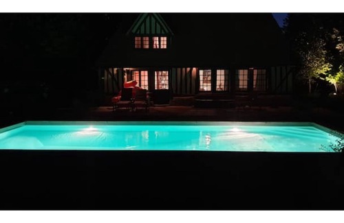 Trouville-sur-Mer House | Warm, quiet house with heated swimming pool