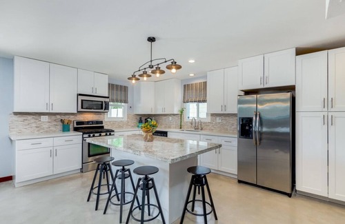 Tempe House | Warm Up This Winter in a Stylish Scottsdale/Tempe Home near ASU, Hiking, & Golf