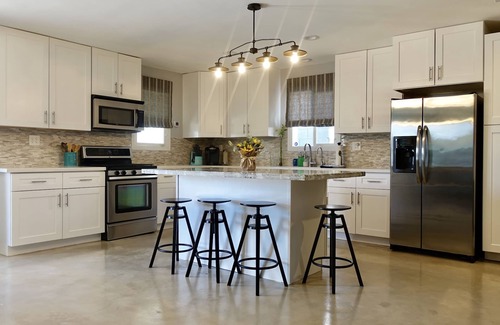Tempe House | Warm Up This Winter in a Stylish Scottsdale/Tempe Home near ASU, Hiking, & Golf