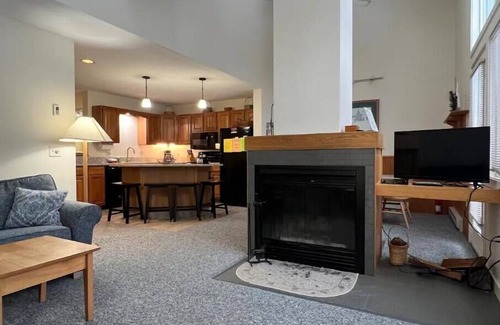 Waterville Valley House | Warm & Welcoming in Waterville Valley