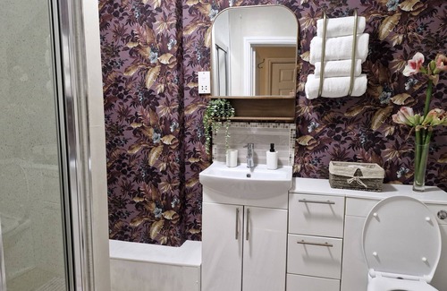 Carlisle Bed & Breakfast | Warwick Lodge Guesthouse