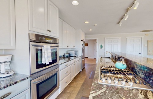 South Beach House | Washashore - South Beach Oceanfront Home w/Views, Wraparound Deck, Tons of Natural Light, BHI Club