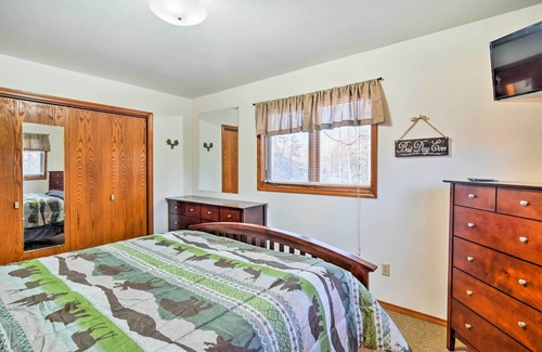 Tanaina House | Wasilla Home on Memory Lake w/ Mountain Views!
