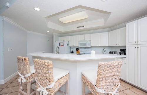 Orange Beach Condo | Watch Boats in the Bay! 2 Bedroom Condo in Orange Beach!