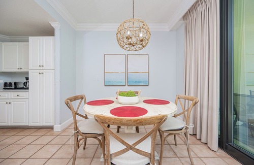 Orange Beach Condo | Watch Boats in the Bay! 2 Bedroom Condo in Orange Beach!