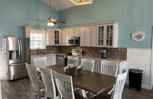 Topsail Beach House | Water front Canal house south end topsail island boatswimdock and beach access