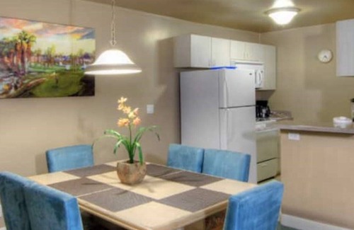 Canyon Corridor Condo | WATER INFUSED RESORT GETAWAY! 2BD/1BA Palm Canyon