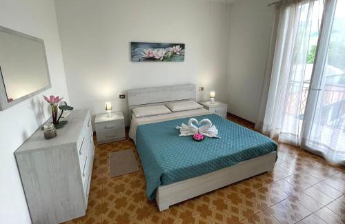Bardello Apartment | Water Lily Apartment