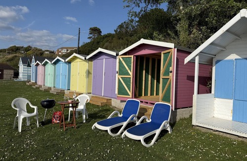 Totland Bay Apartment | Water's Edge Apartment, luxury, 3 bed, sleeps 6
