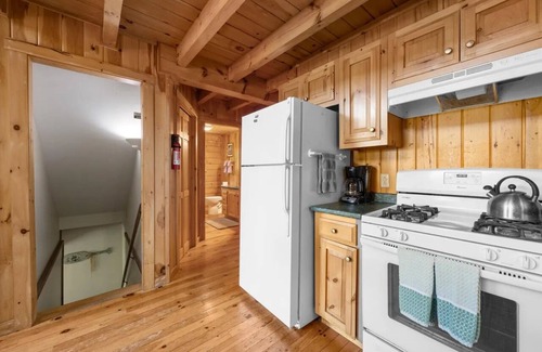 Bar Harbor Cabin | Water-View Cabin in Bar Harbor | Sleeps 10
