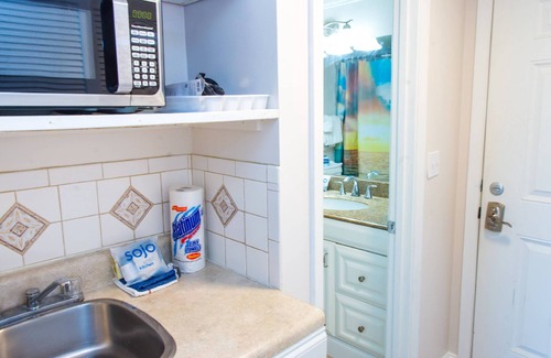 Mary Esther Condo | Water Views|Pool|Steps Away from Intracoastal Waterway & Sandy On-Site Beach|3 miles to Gulf Beaches